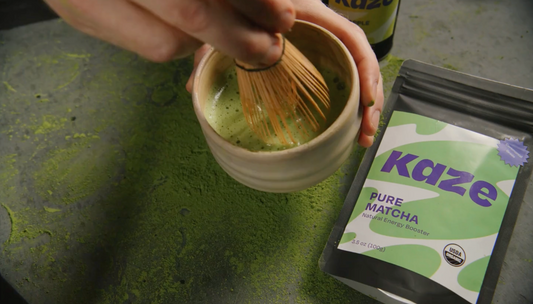 How to Whisk Matcha